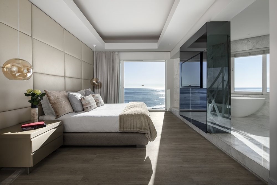 To Let 5 Bedroom Property for Rent in Mouille Point Western Cape